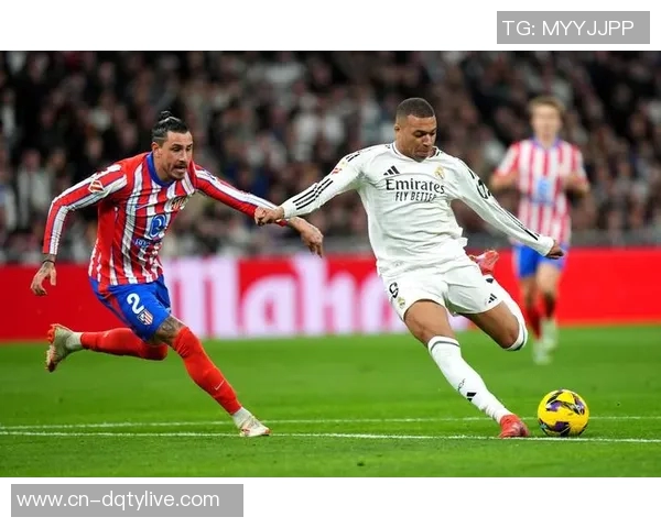 西蒙尼与皇马球员冲突引发热议赛场打斗背后的故事与影响分析